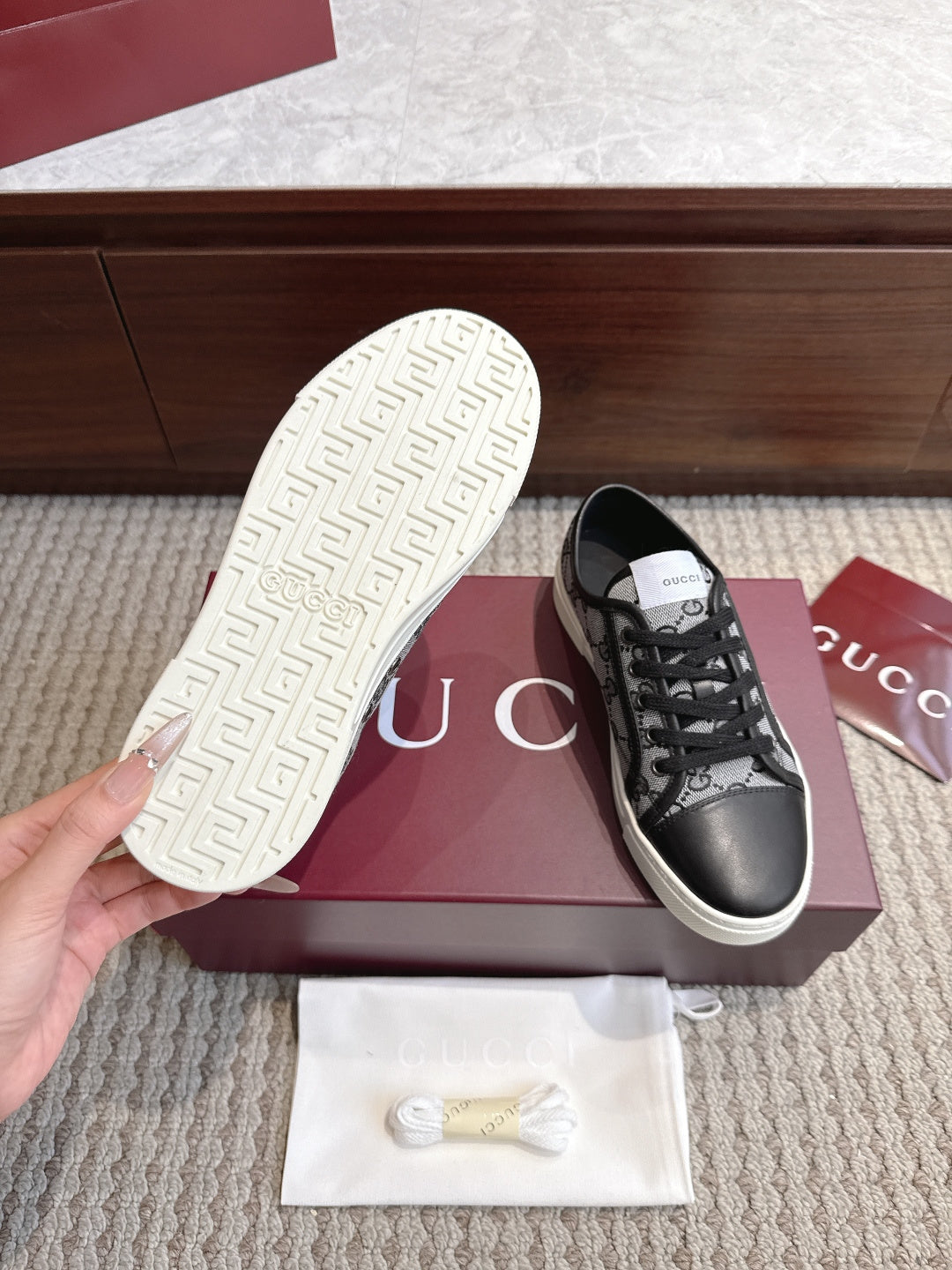 GG Tennis 1977 Low-Top Sneakers Black Grey Leather Canvas 104423