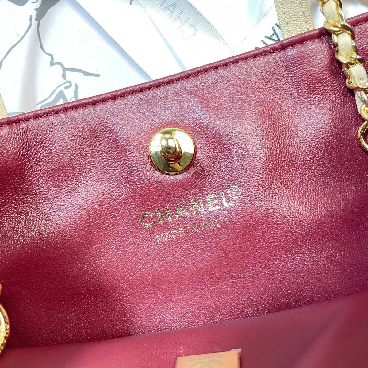 Chanel 2026 Shooping Bag 28.5cm Calfskin With Gold Metal 378587