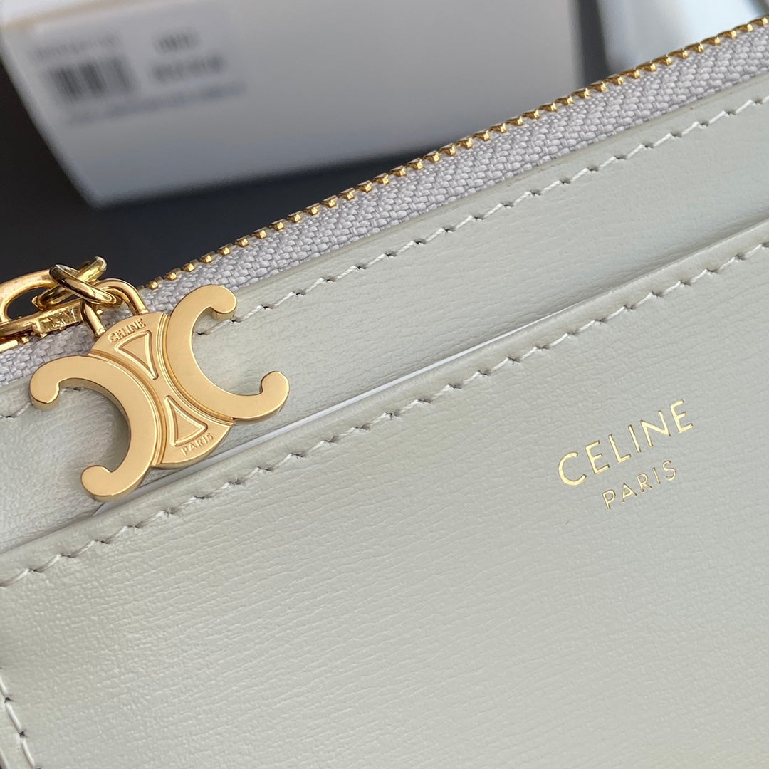 TRIOMPHE Zipped Card Holder Charms Beige Grained Cowhide