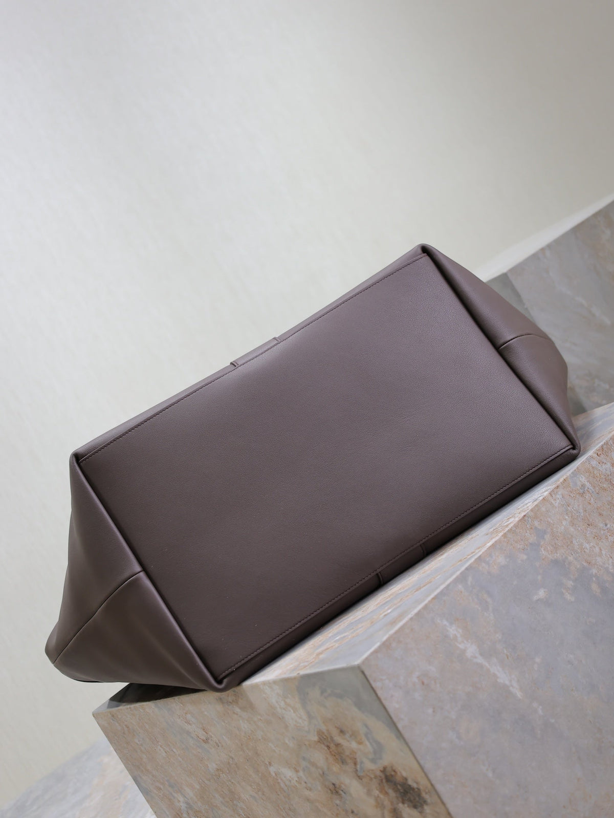 TOTE BAG 50 IN BRUNETTE BROWN CALFSKIN