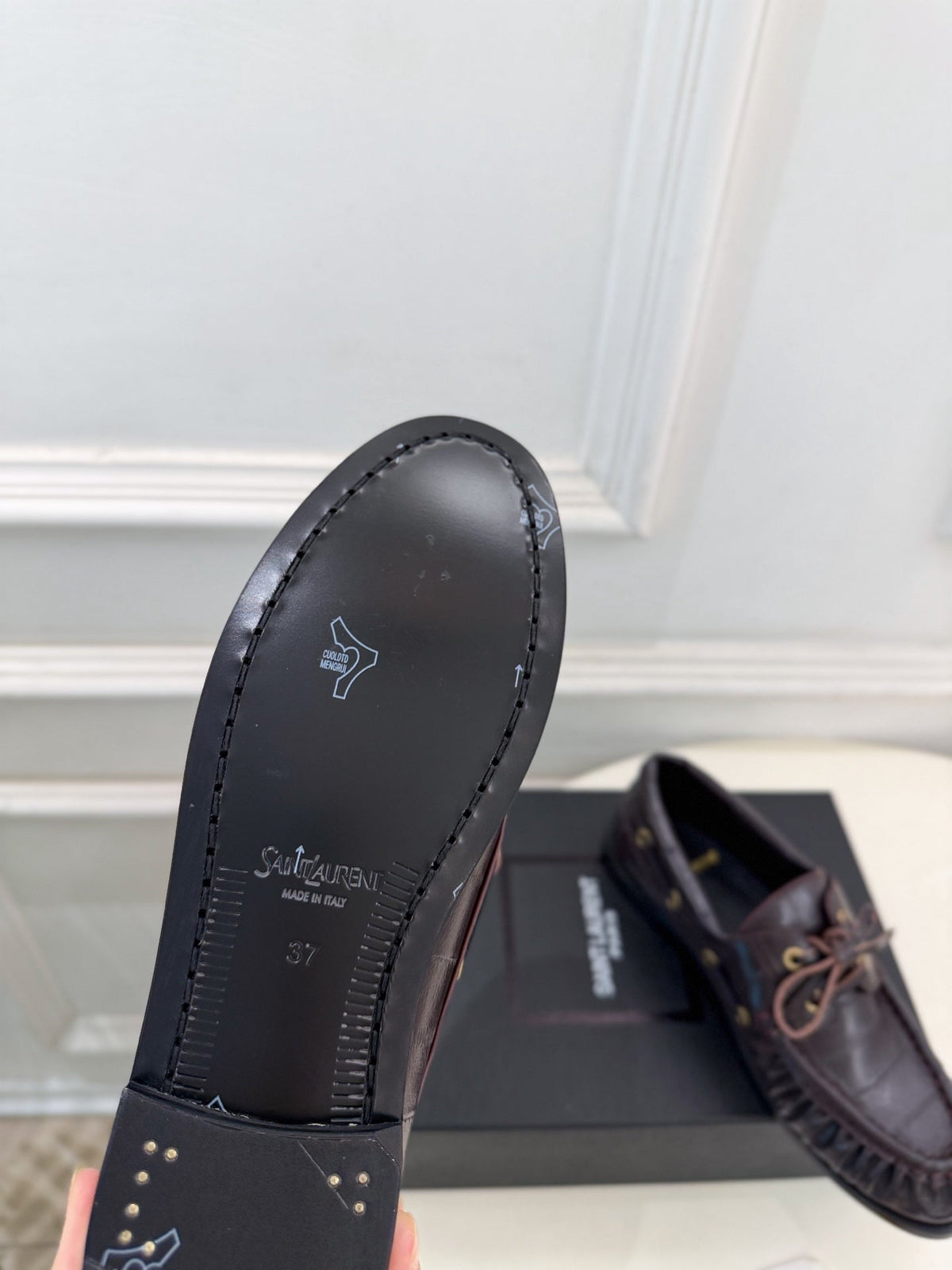 YSL Le Loafer Bateau Boat Shoes Deep Bordeaux Croc Embossed Leather 112336