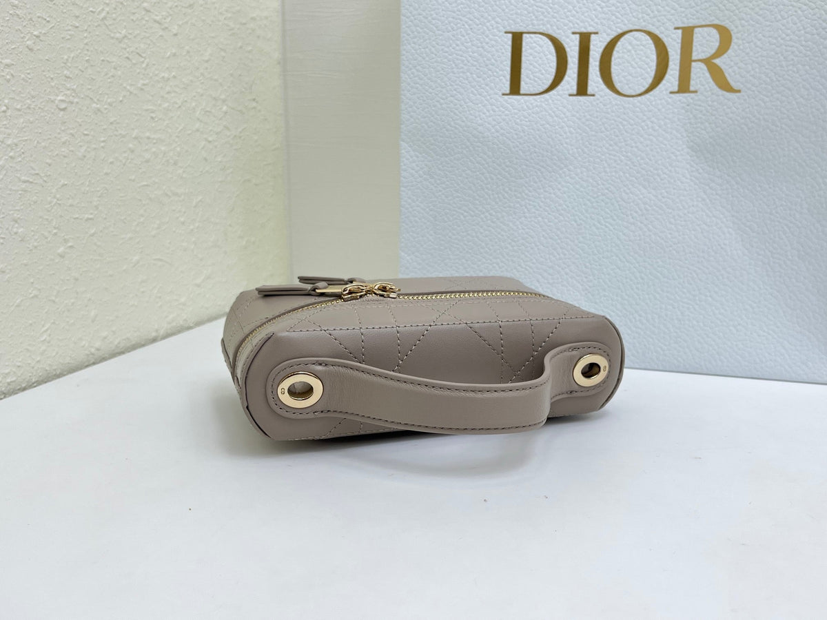 CD Cannage Vanity Chain Bag 19cm Taupe Cowhide 158119