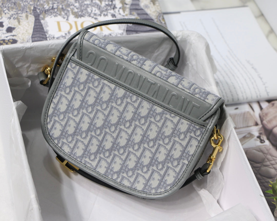 MEDIUM CD BOBBY 22CM GREY OBLIQUE CANVAS GOLD HARDWARE