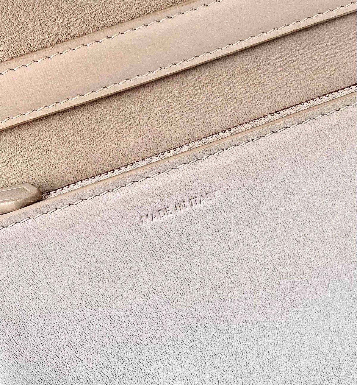 CELINE MEDIUM CLASSIQUE BAG 24CM LIGHT GREEN CALFSKIN