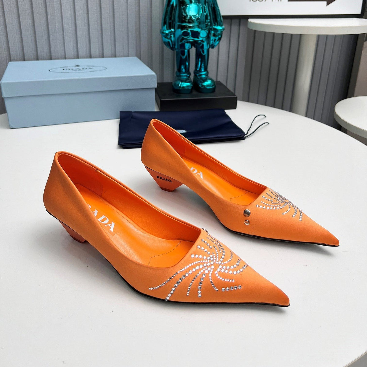 Prada 26SS Pumps 4cm Orange Satin 680960
