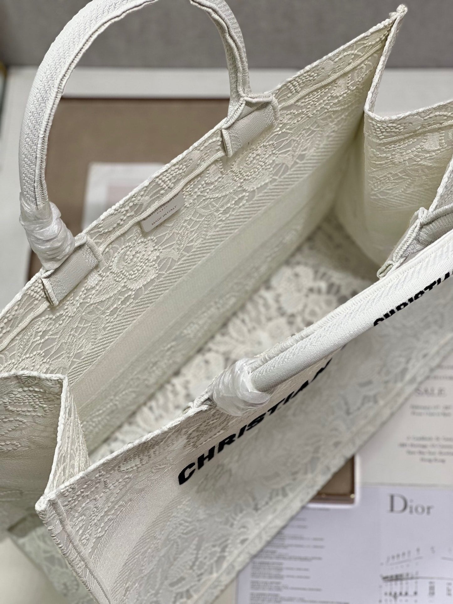 CD Mesh White Book Tote 42cm Bag Canvas 336561