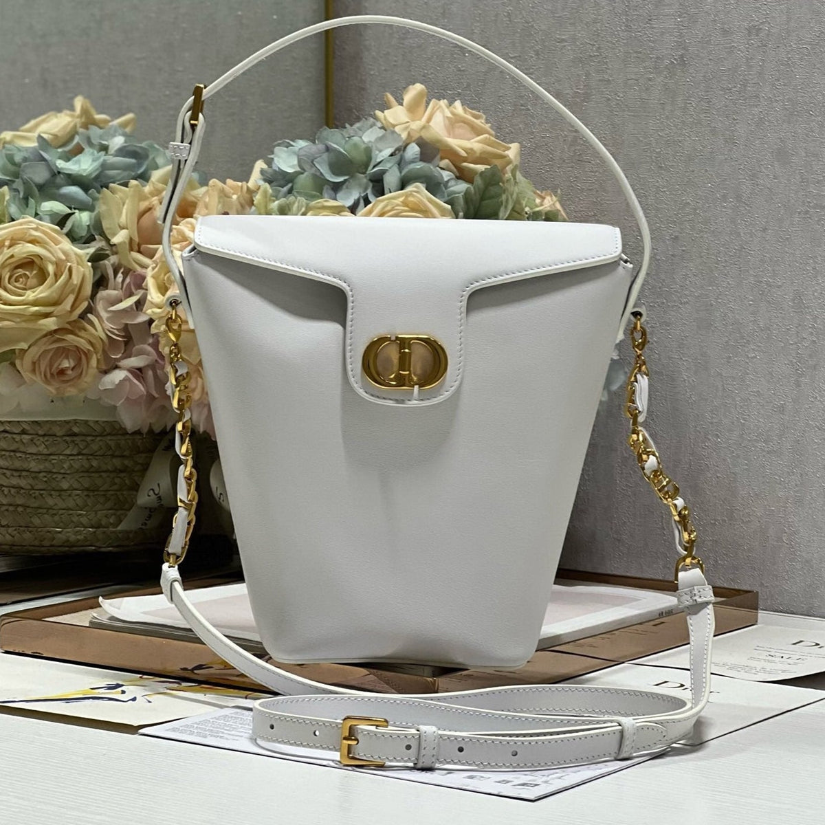 CD Montaigne Large Chain Bucket Bag White Calfskin 336797