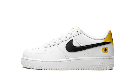 AIr Force 1 LV8 (GS) "Have a Nike Day - Daisy" DM0983 100