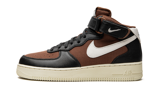 Air Force 1 Mid ' 07 LUX "Certified Fresh" DQ8766 001