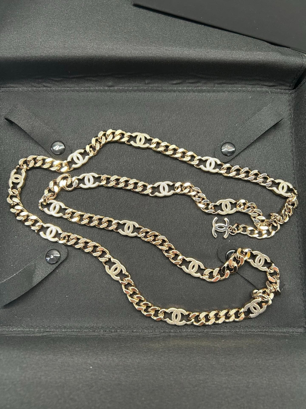Chanel 2026 Candy Color Enamel CC Cuban Chain Belt 213293