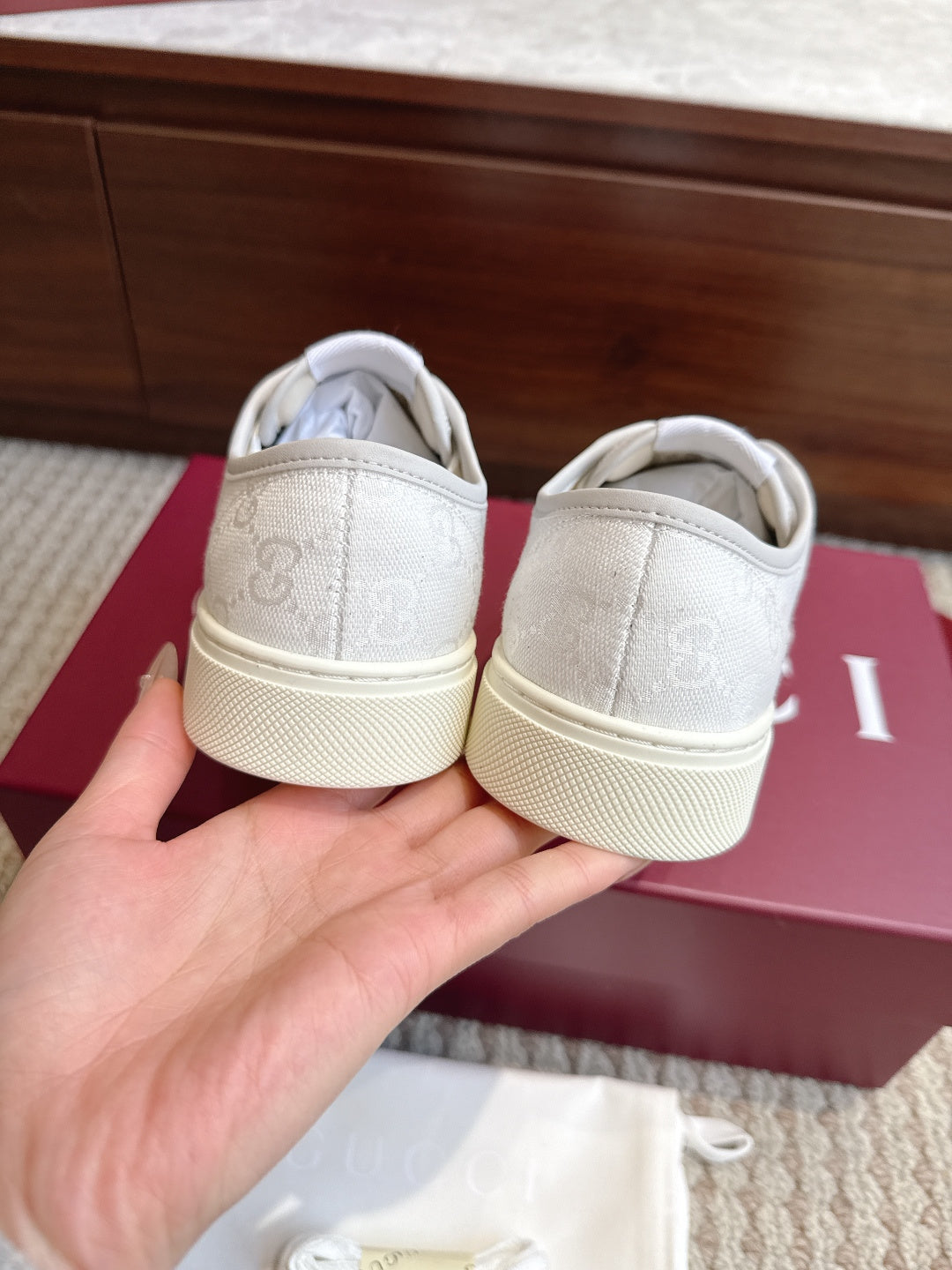 GG Tennis 1977 Low-Top Sneakers Grey White Leather Canvas 104417