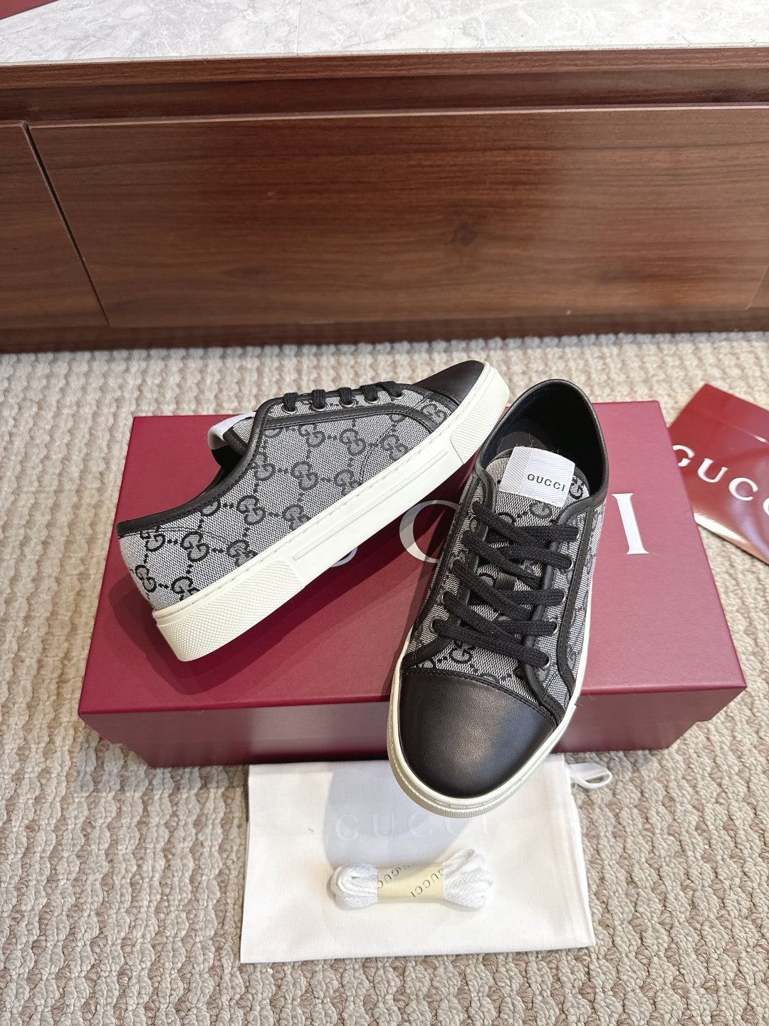 GG Tennis 1977 Low-Top Sneakers Black Grey Leather Canvas 104423