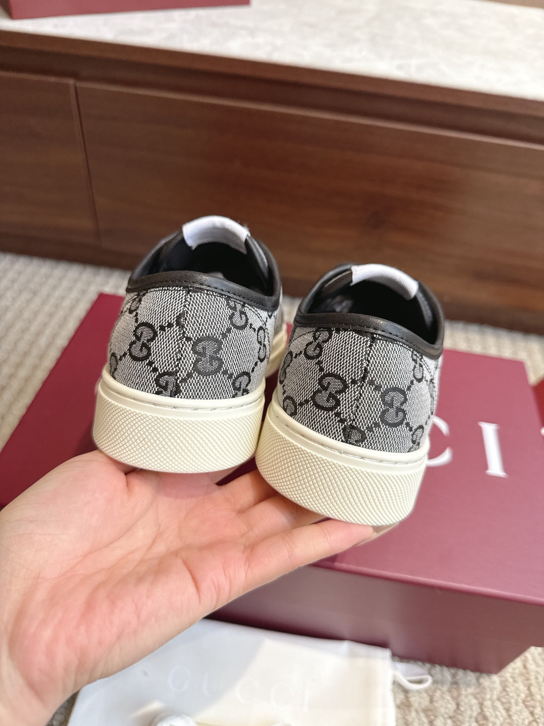 GG Tennis 1977 Low-Top Sneakers Black Grey Leather Canvas 104423