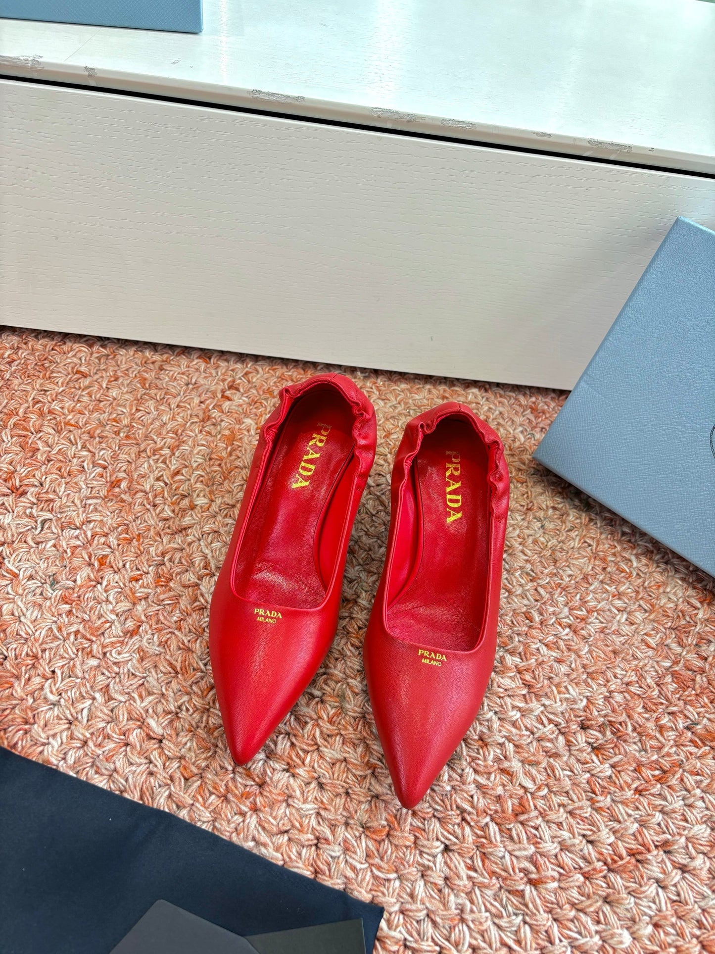 Prada Pointed-Toe Pumps Red Leather 604169