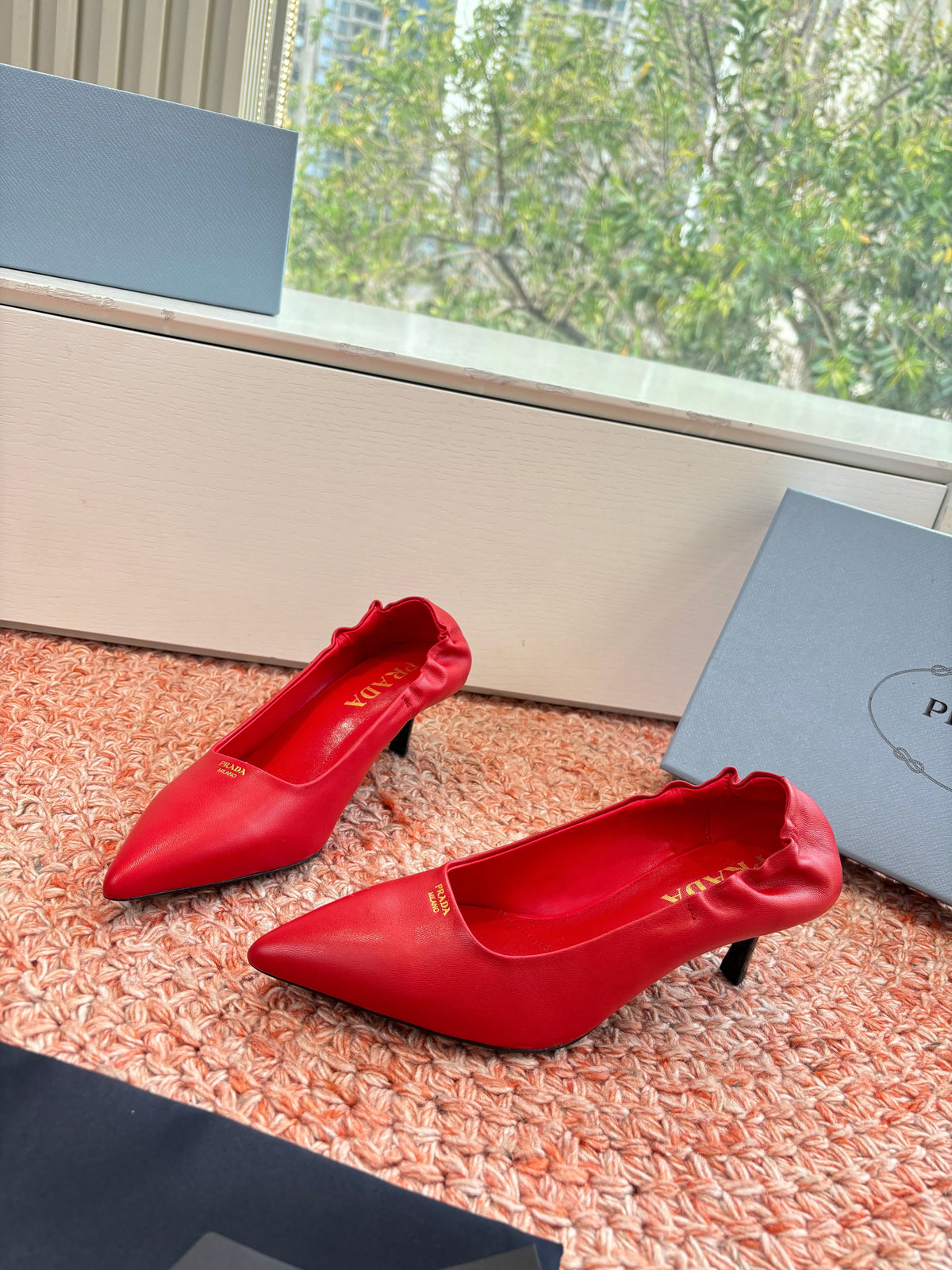 Prada Pointed-Toe Pumps Red Leather 604169