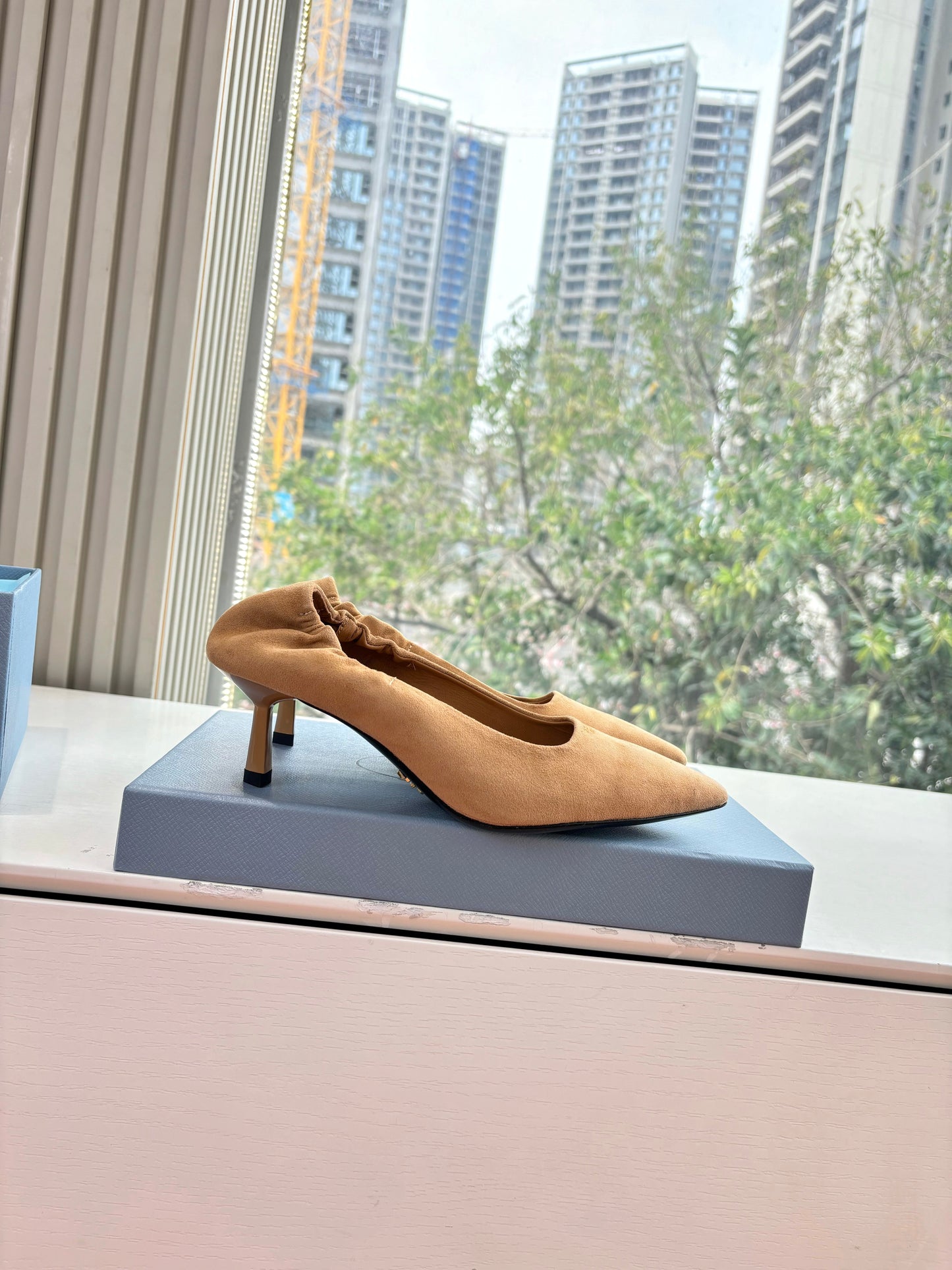 Prada Pointed-Toe Pumps Brown Suede 604176