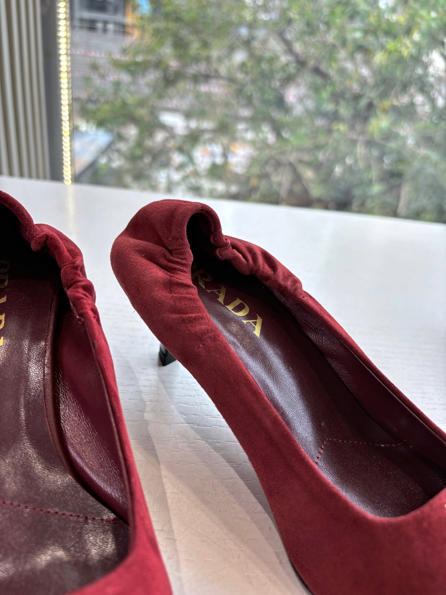 Prada Pointed-Toe Pumps Red Suede 604174