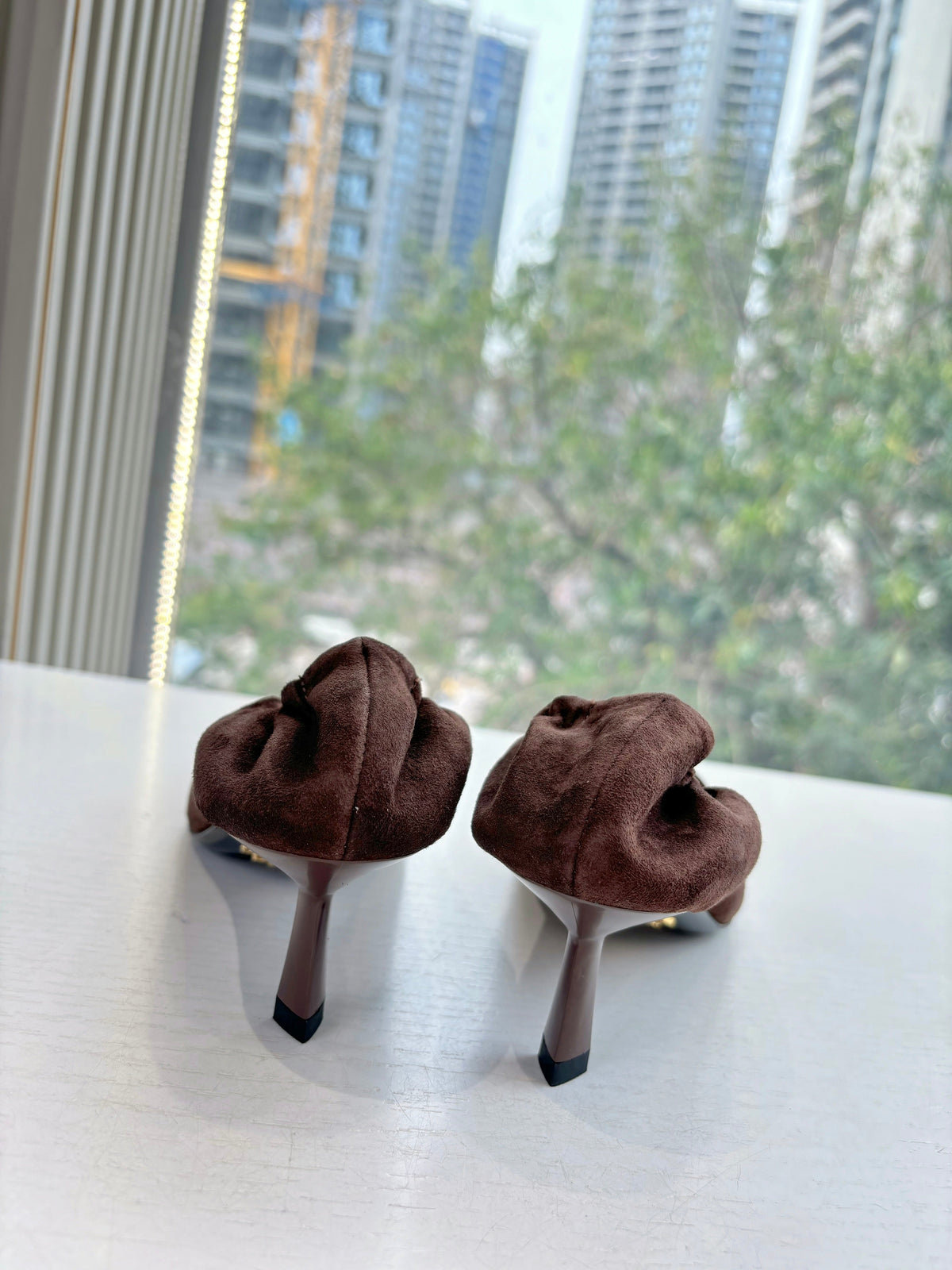 Prada Pointed-Toe Pumps Brown Suede 604173
