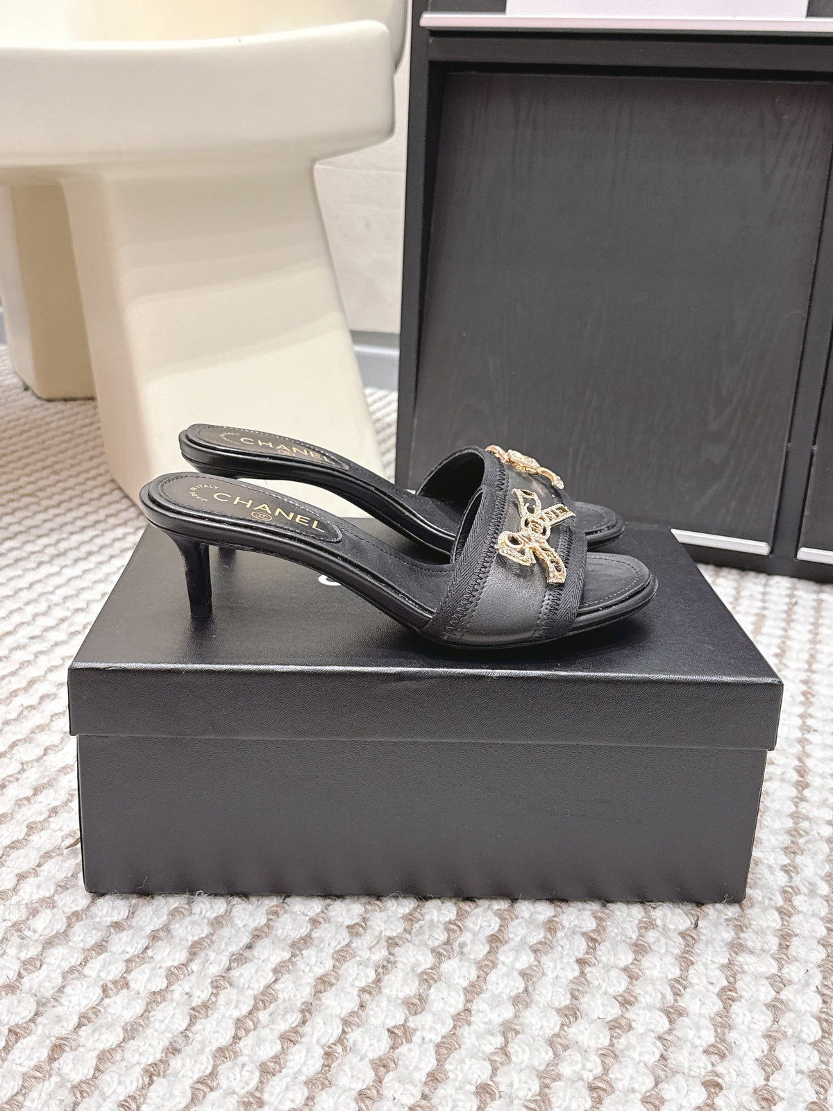CC 26s Stiletto Sandals 55 Black Leather 652573
