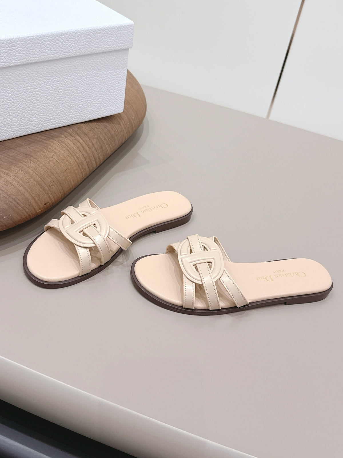 CD 26s D-Club Slide Sandal Beige Calfskin 738247