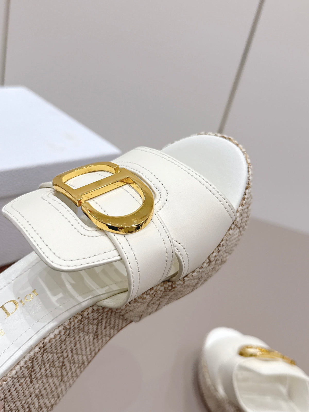CD 30 Montaigne Wedge Slides 8cm White Calfskin 738320