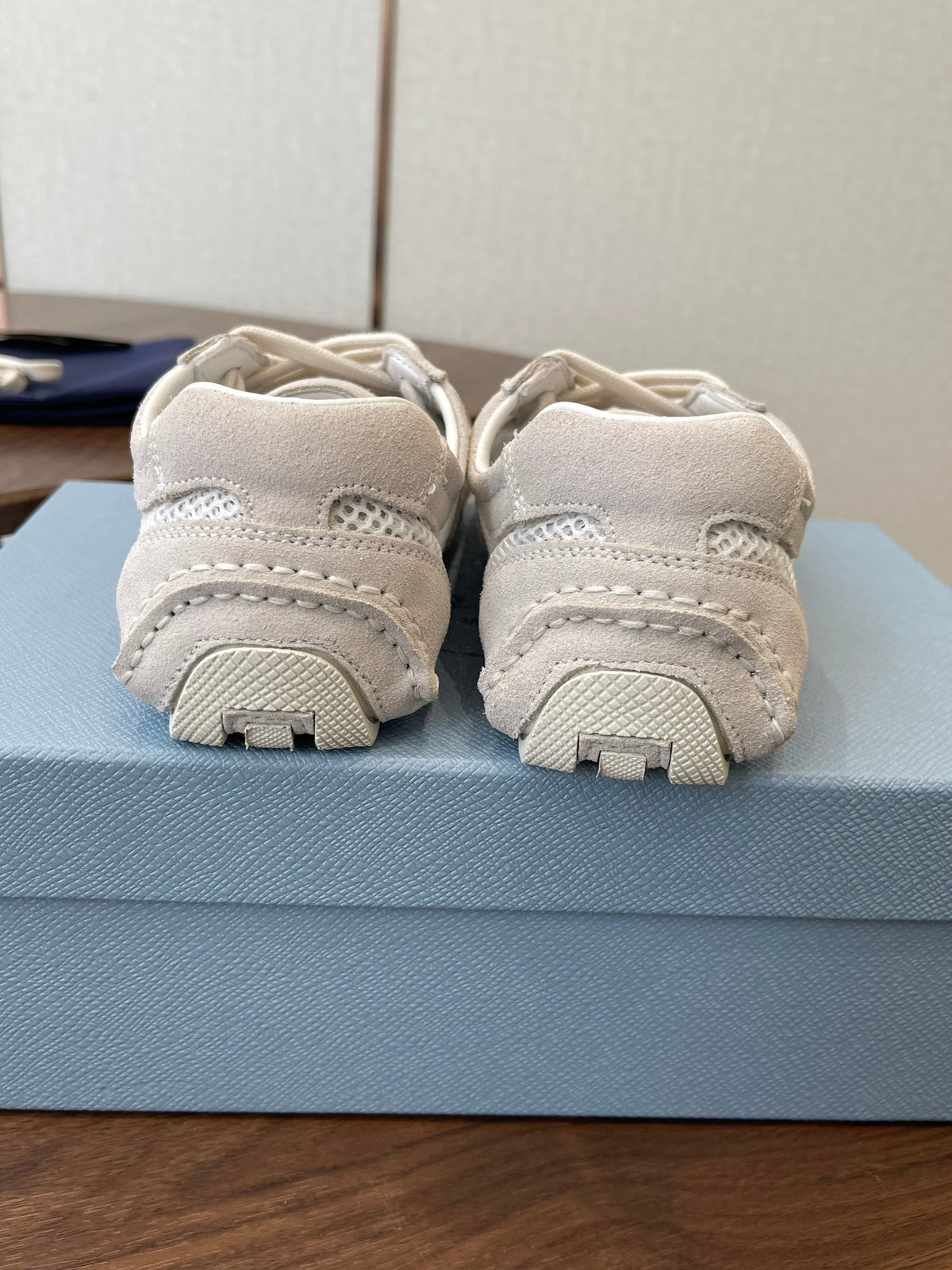 Prada Low-Top Sneakers Off White Mesh Suede 727612