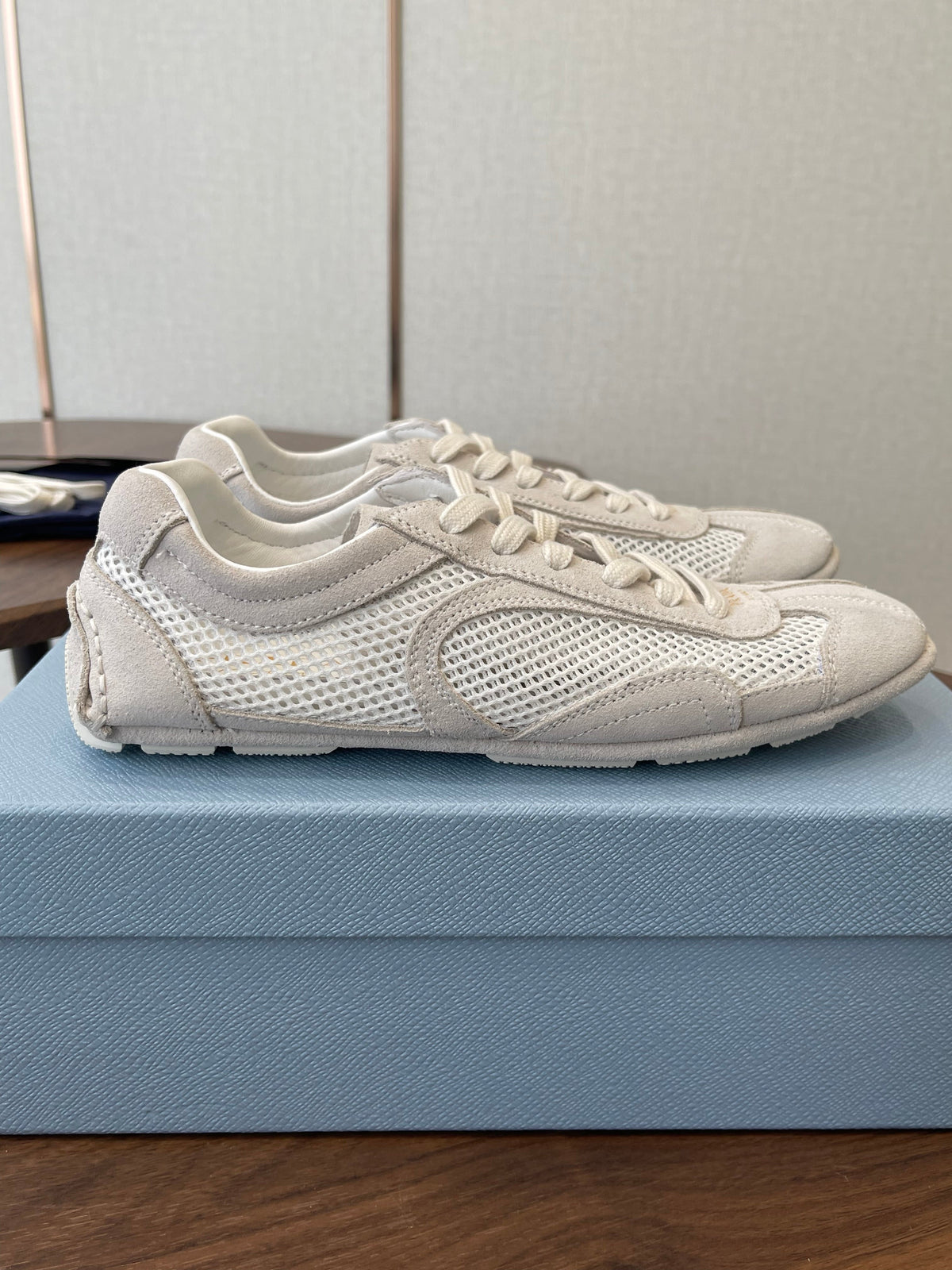Prada Low-Top Sneakers Off White Mesh Suede 727612