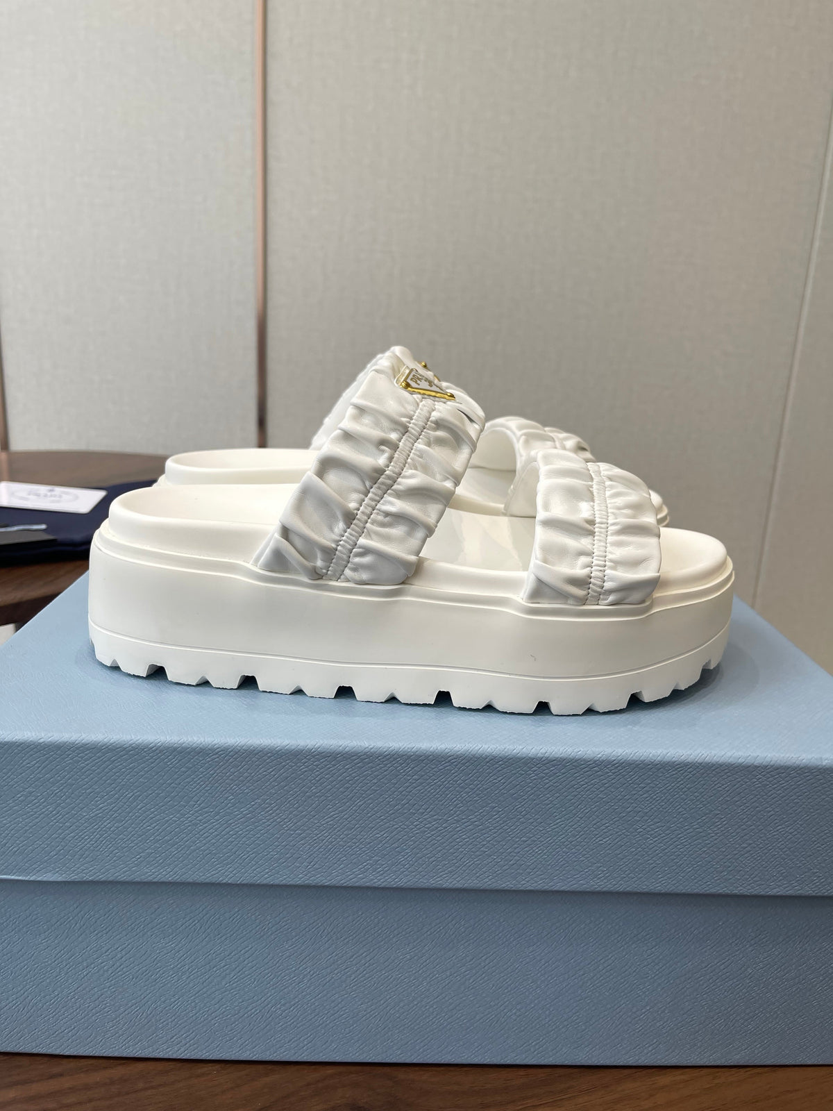 Prada 26s Flatform Slides White Matelassé Leather 727651