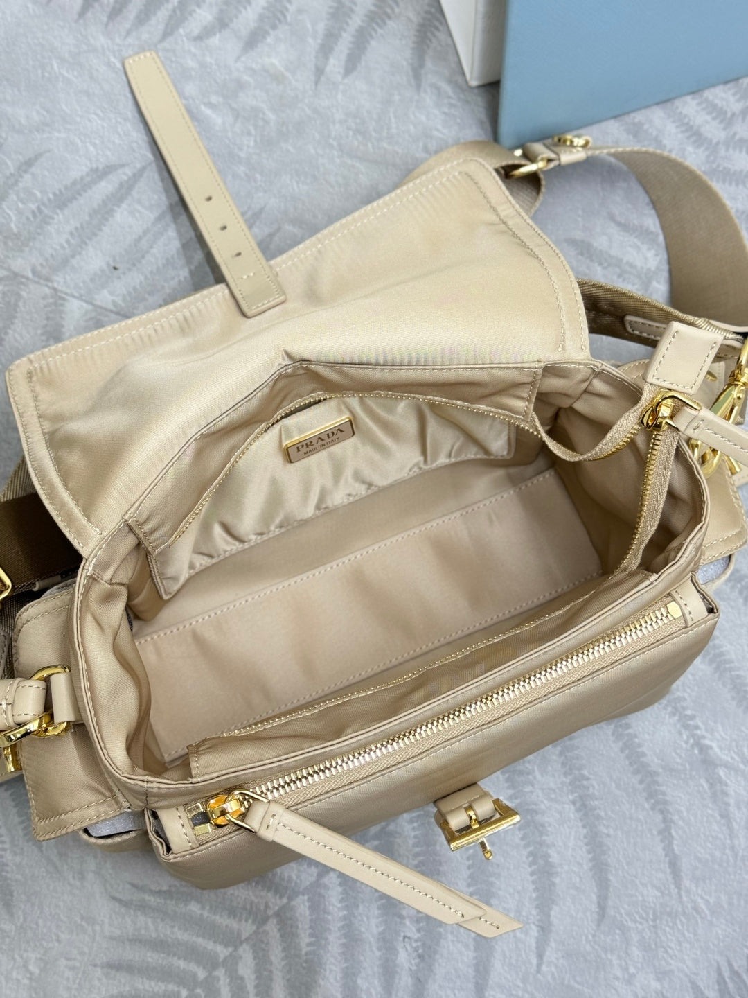 Pra Explore Medium Shoulder Bag With Flap Khaki Nylon 294034