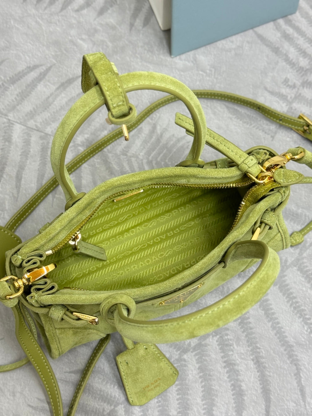 Pra Bonnie Bag 24cm Green Suede Leather 293818