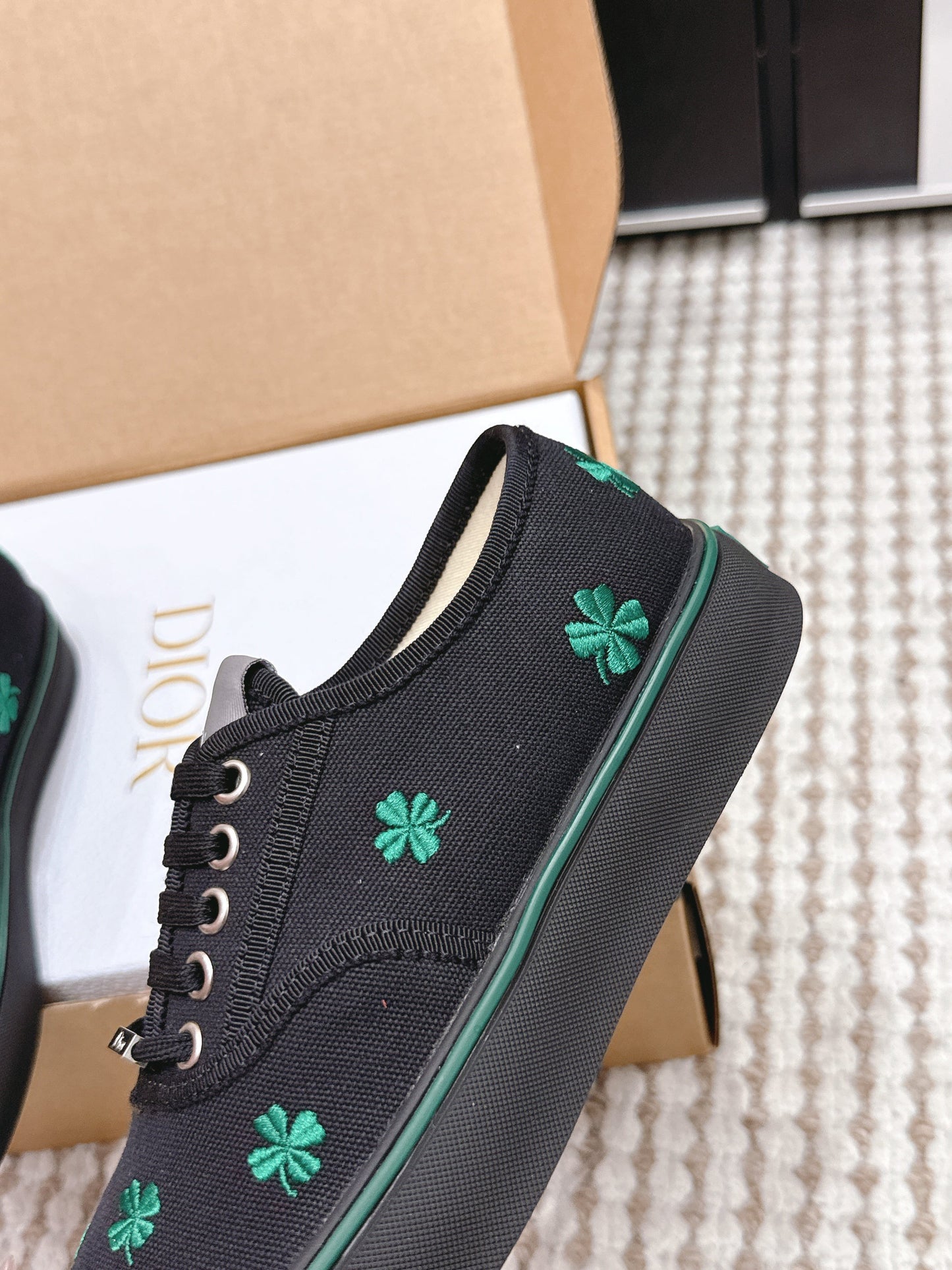 CD Saltwind Sneakers Black Four-leaf Clover Embroidery Canvas 632438