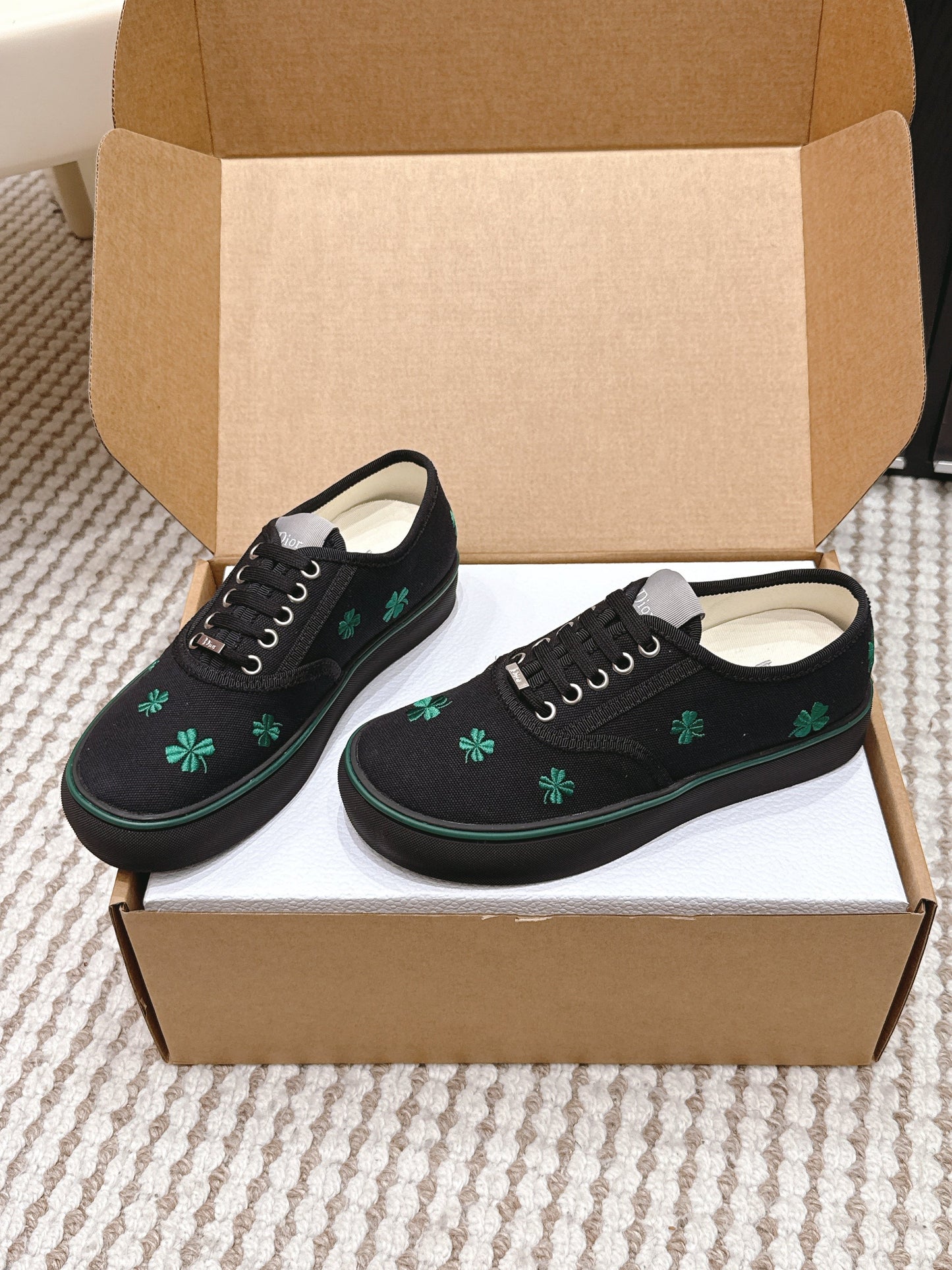 CD Saltwind Sneakers Black Four-leaf Clover Embroidery Canvas 632438