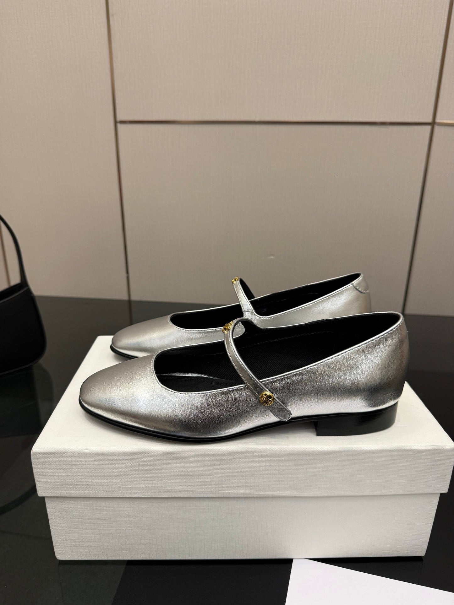 Celine City Mary-Jane Sliver Lambskin 725642