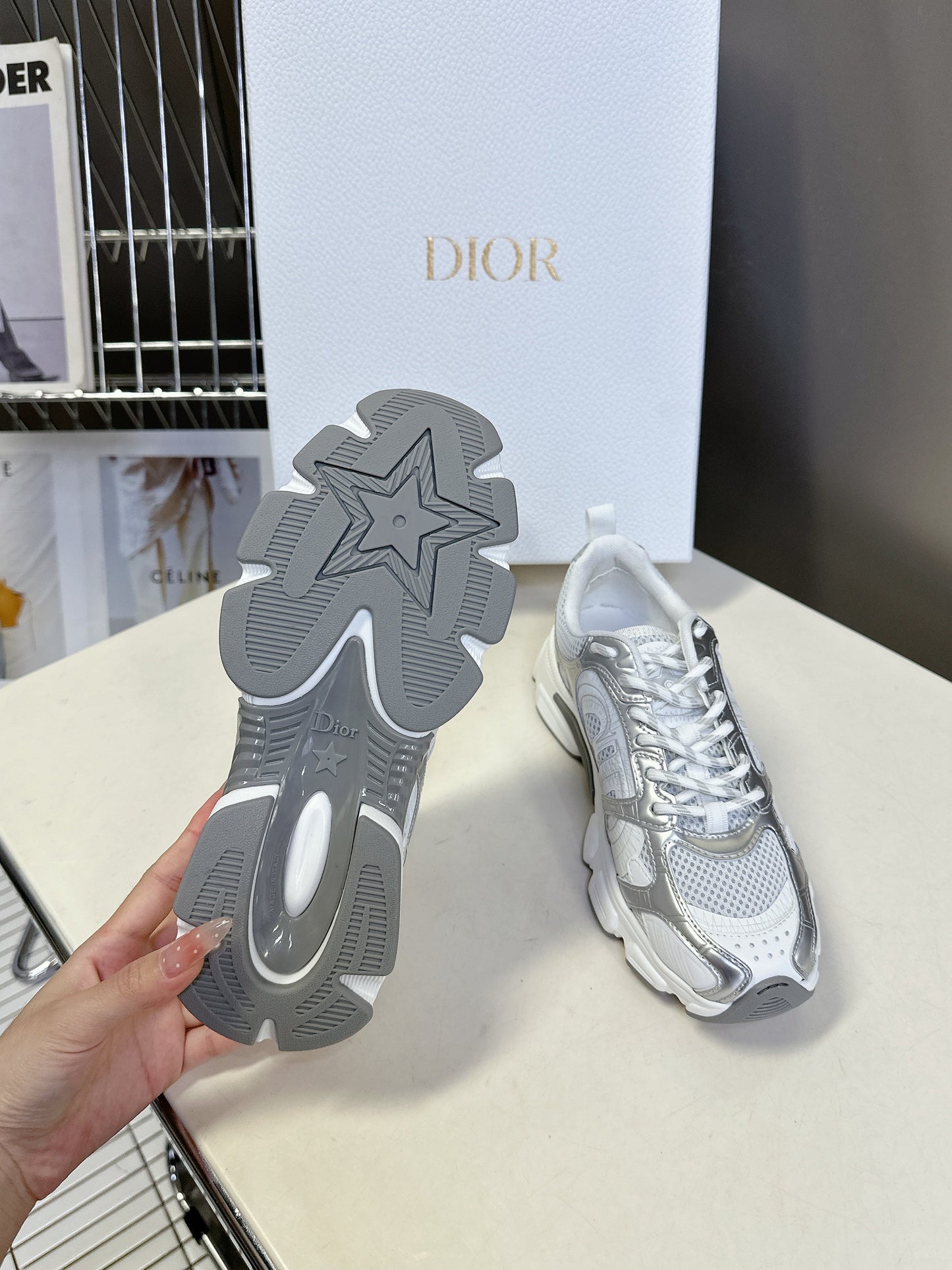 CD 25 Sneaker White Sliver 307167