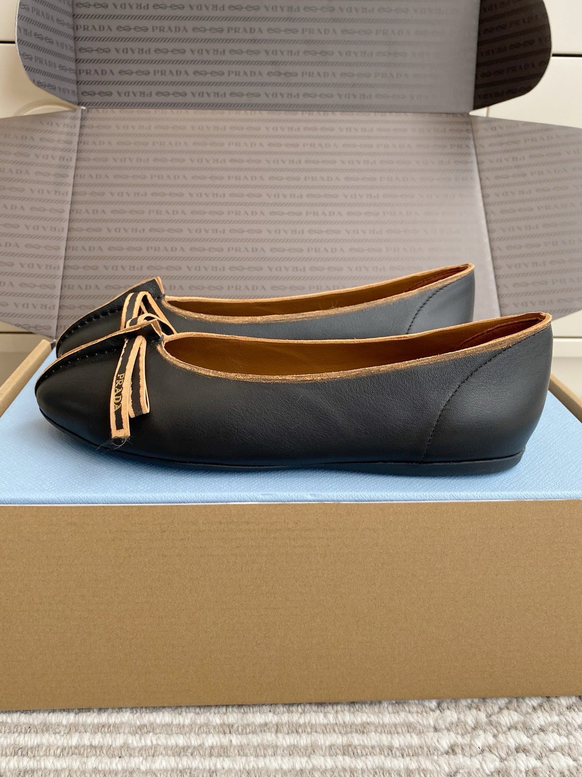 Prada 26s Antiqued Ballerinas Chalk Black Lambskin 859008