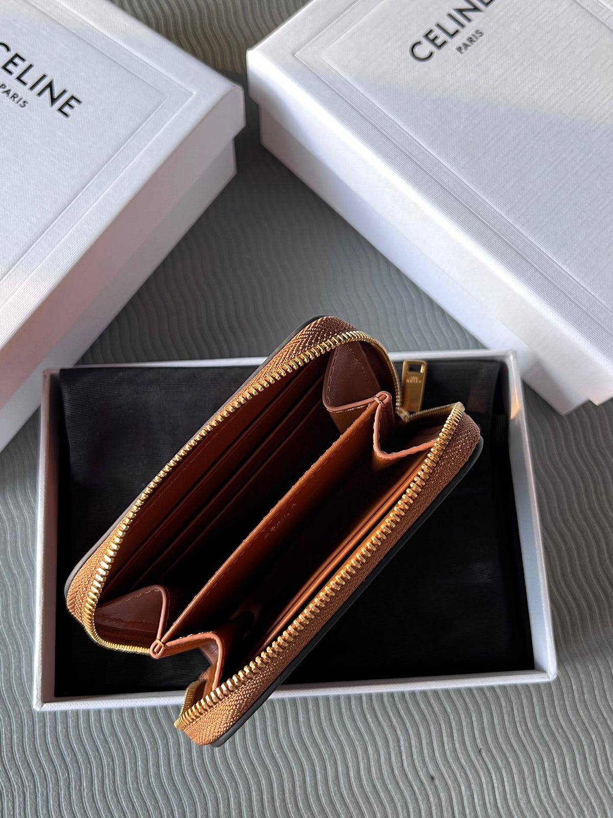 TRIOMPHE Compact Zipped Wallet Tan Cowhide Leather