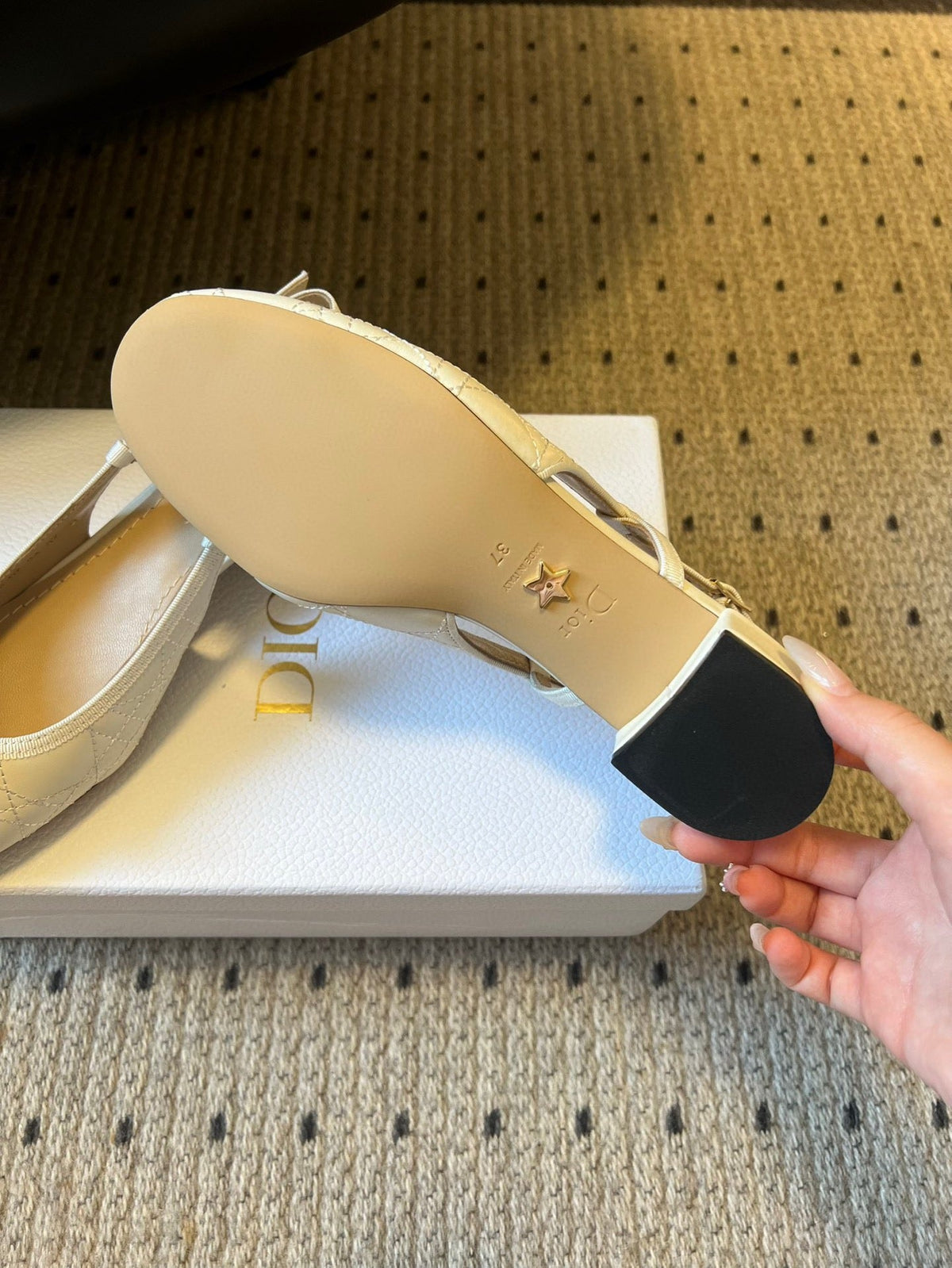 CD 26s Dior Ballet Slingback Pump 3cm White Cowhide 622215
