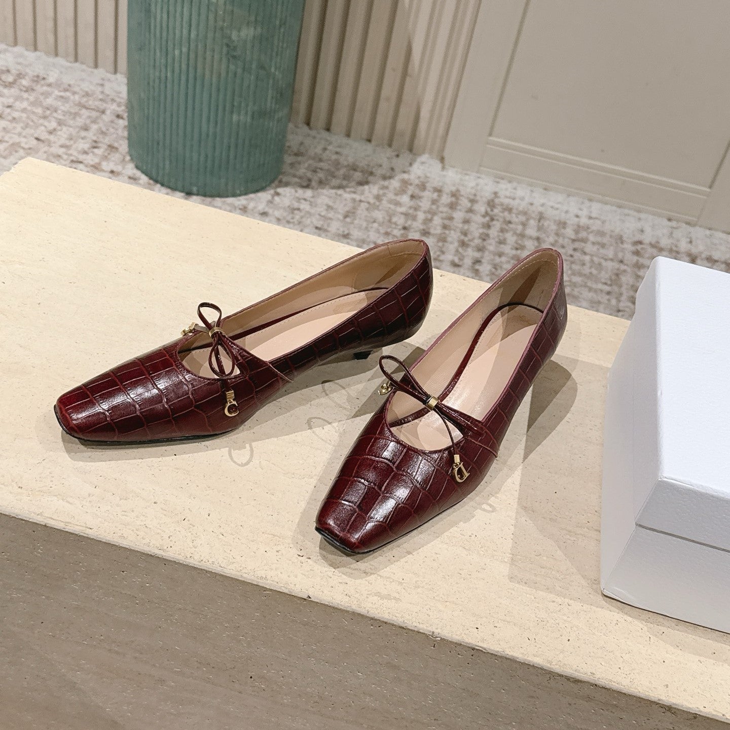 CD Muse Pump 4cm Brown Crocodile-Printed Calfskin 694199