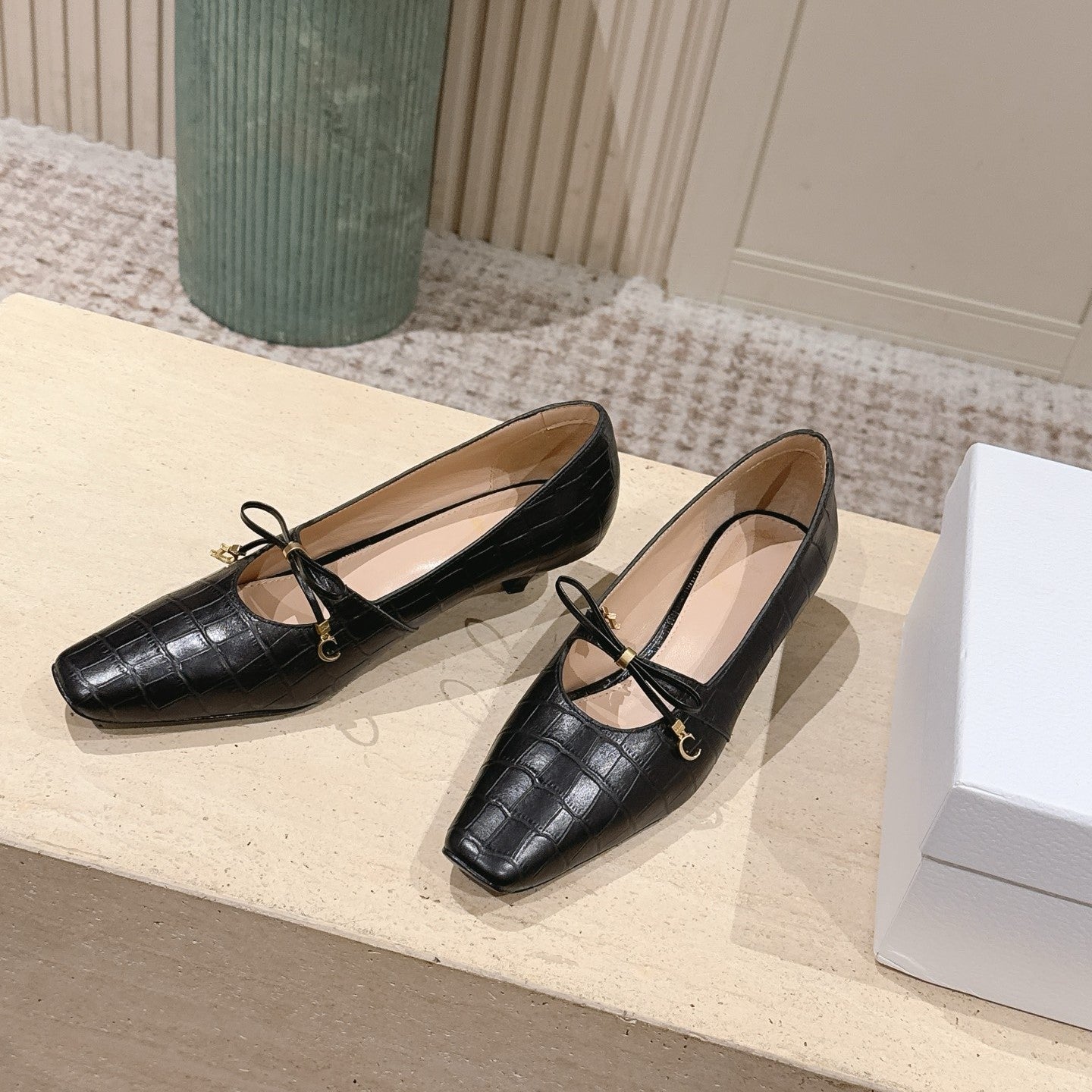 CD Muse Pump 4cm Black Crocodile-Printed Calfskin 694200