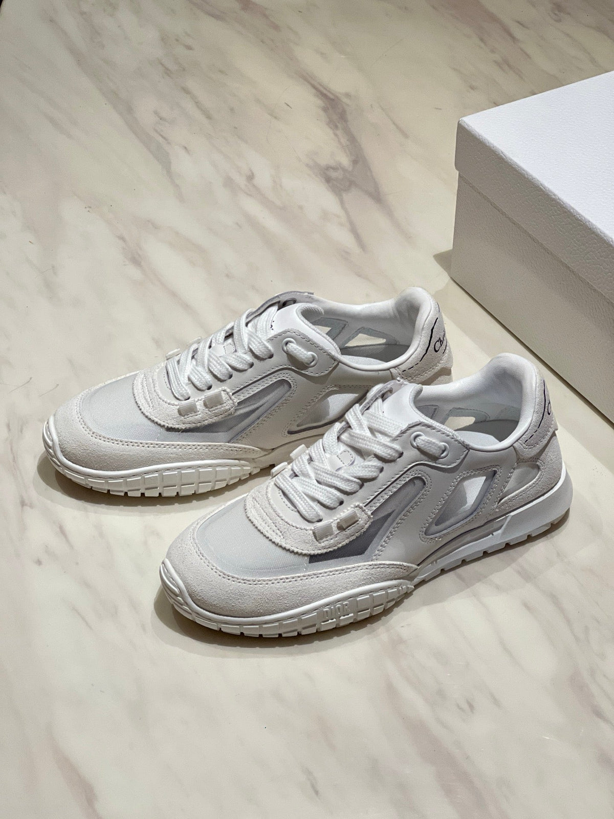 CD Tech Sneaker White Mesh Suede 707905