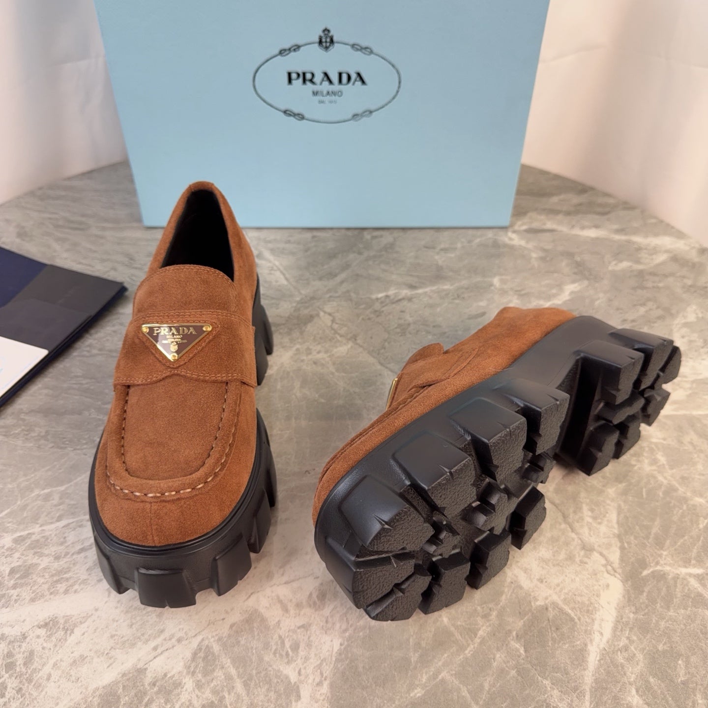 Pra 26s Loafer Tan Brown Suede Leather 635163