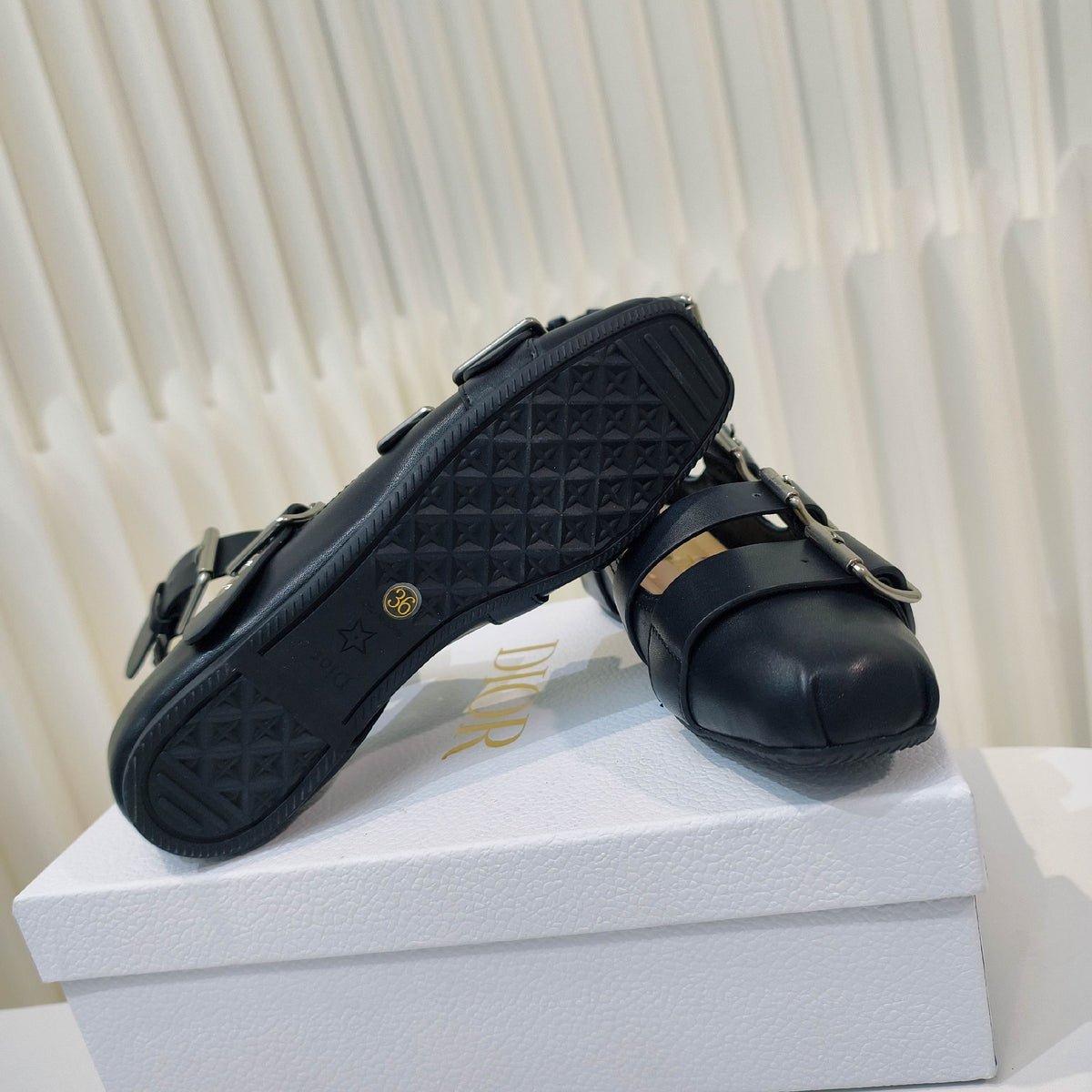 CD 26s Punk Ballet Flats Black Leather 927876