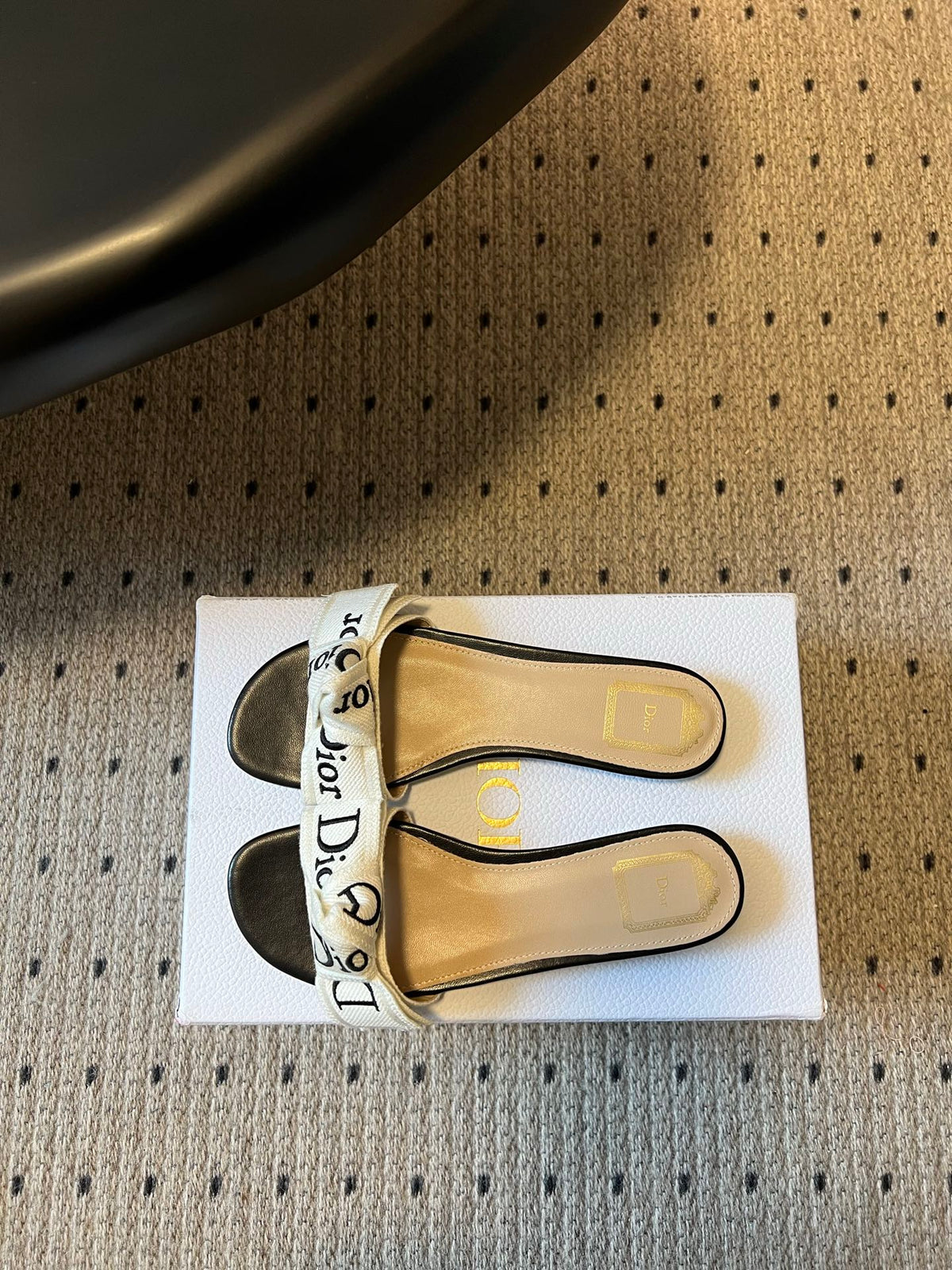 CD 26s J'Adior Slide White Black Embroidered Cotton 820047