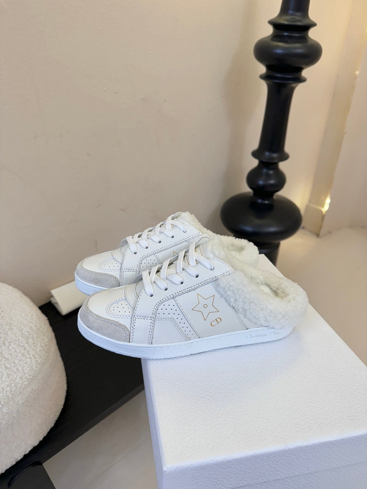 Dior 25 Star Sneaker White Black Suede Cowhide 530613