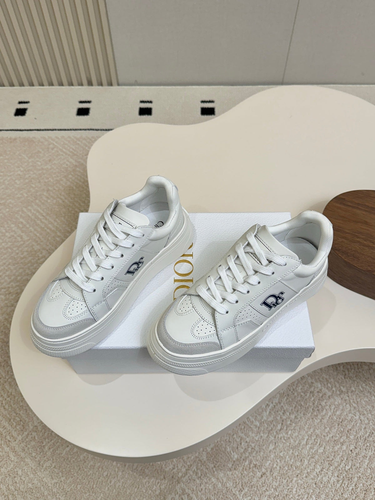 CD 26s Sneaker White Grey Calfskin Suede 920132