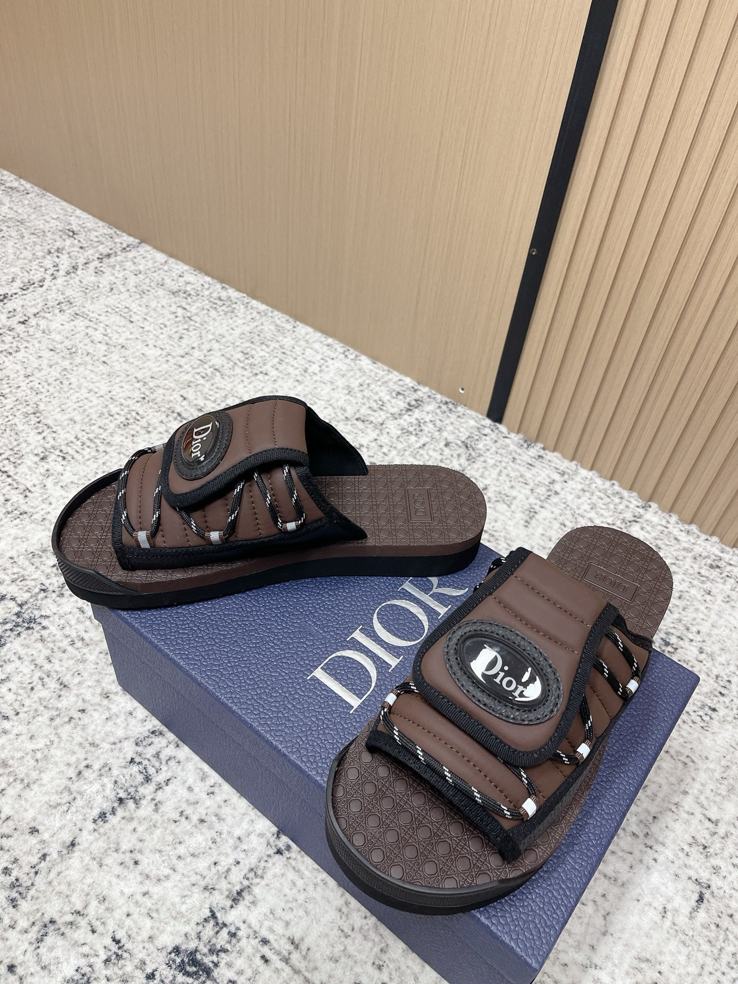 CD Men's Alpha Sandals Brown Rubber Fabric 752389