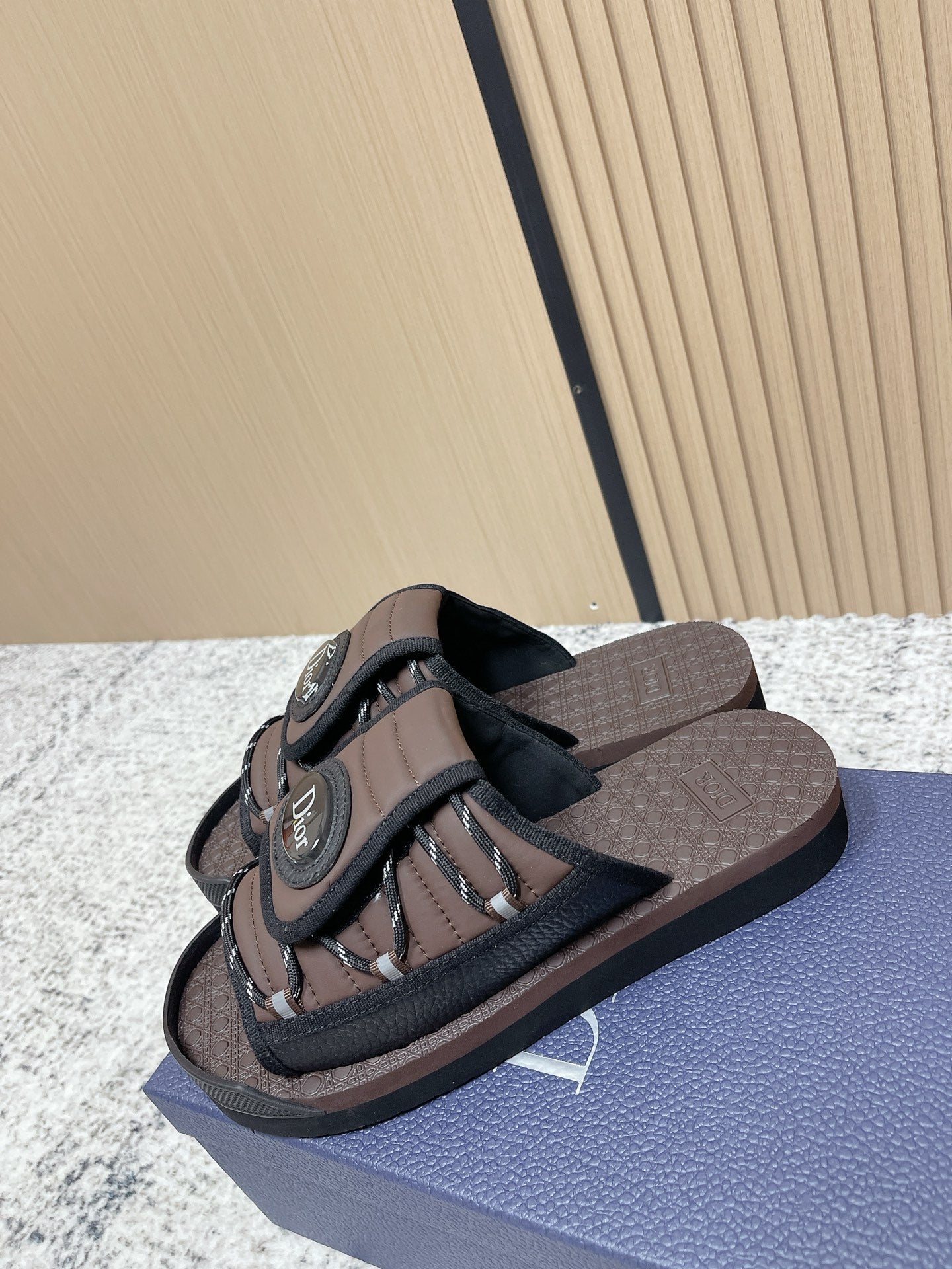 CD Men's Alpha Sandals Brown Rubber Fabric 752389
