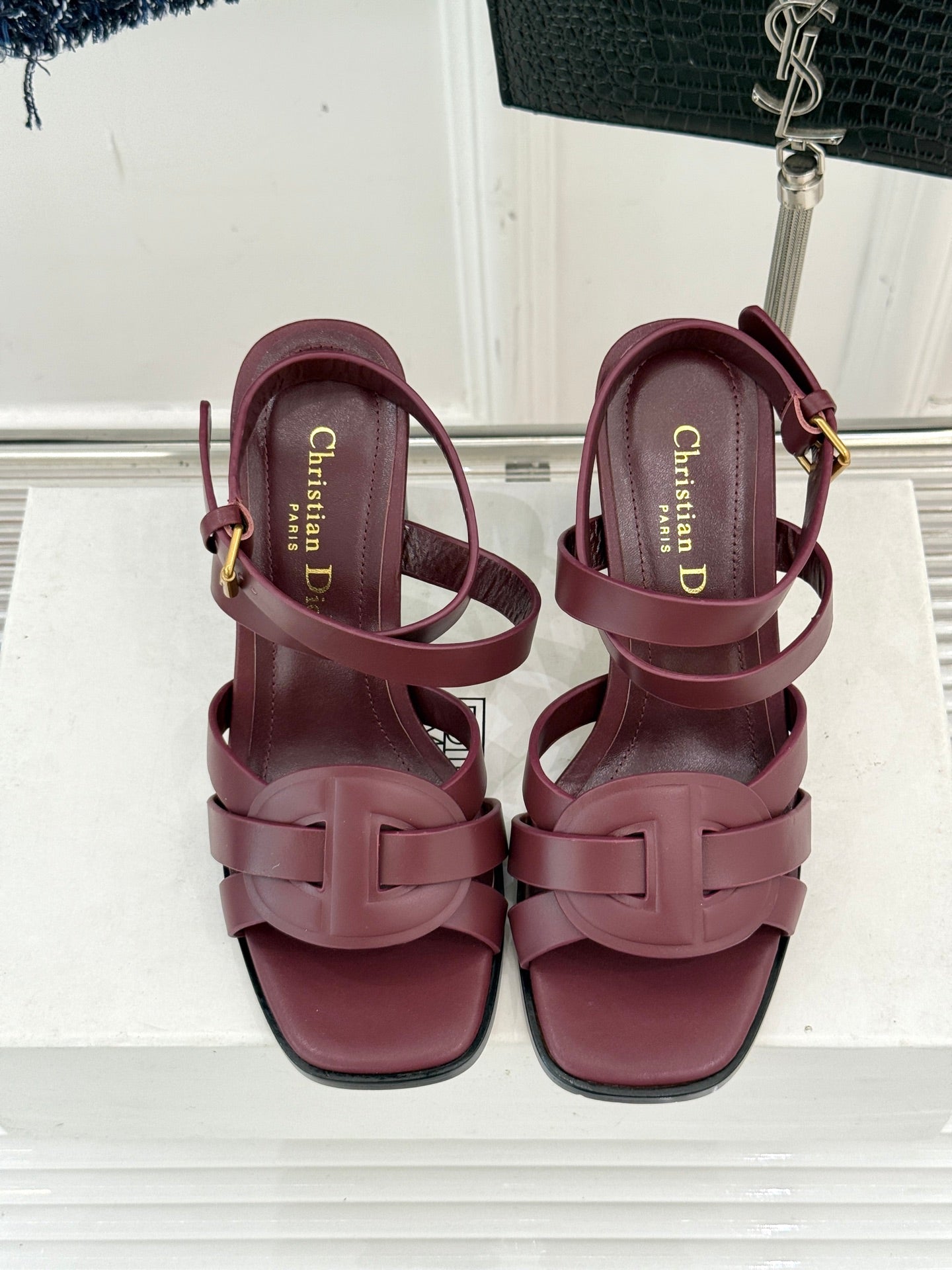 CD D-Club Heeled Sandal 80mm Burgundy Calfskin 473833