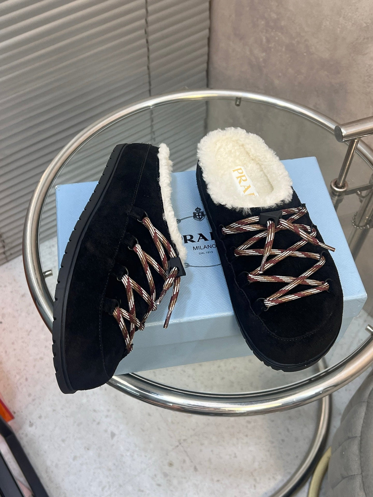 Prada 26s Mules Lace-up Black Suede Shearing 952897