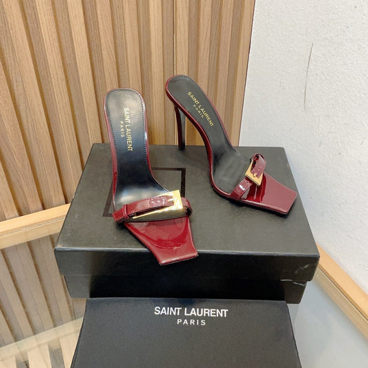 SL SQUARE TOED NUIT PUMPS RED CALFSKIN